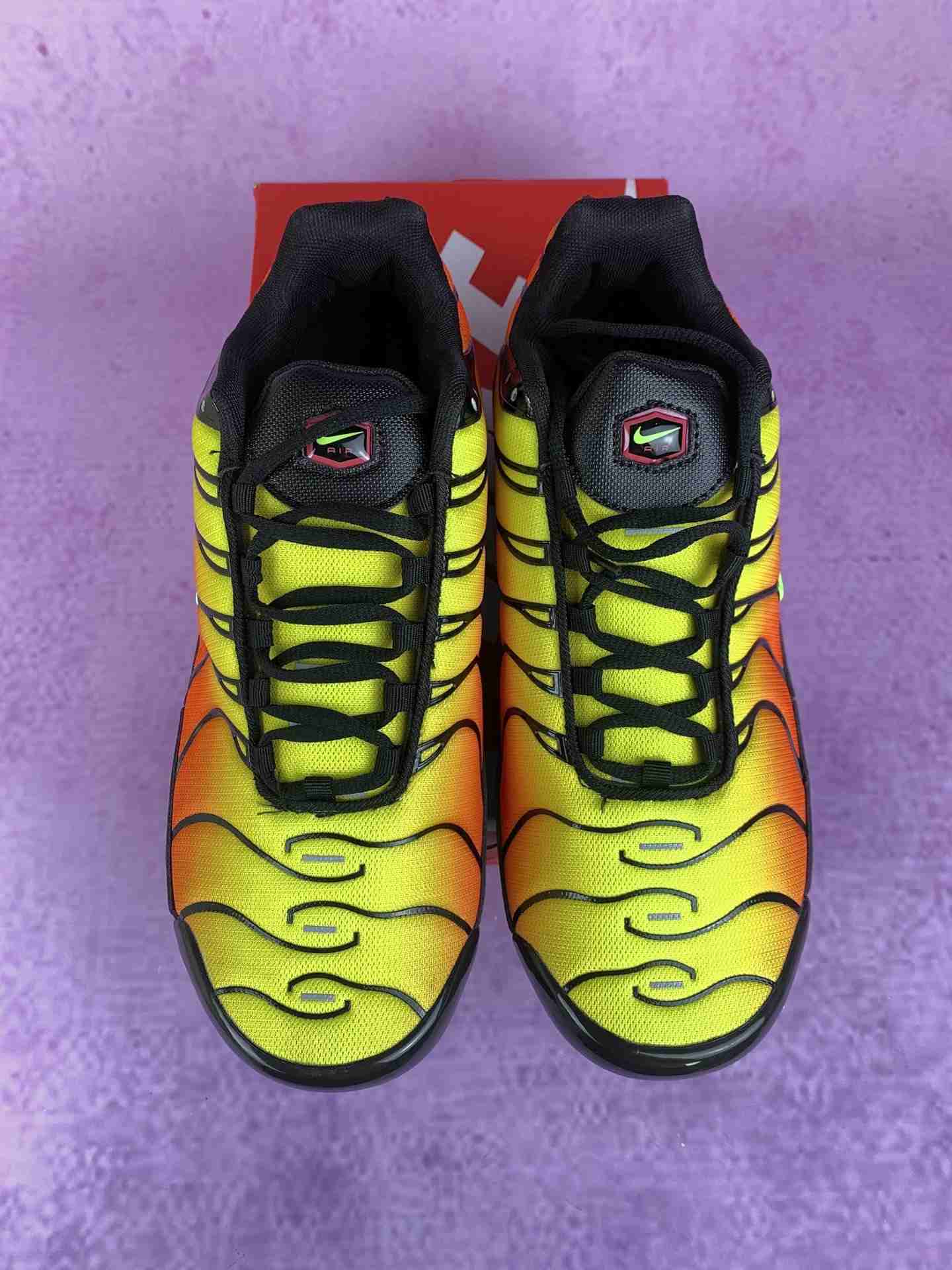 Nike Air Max Plus 'Bright Ceramic and Tour Yellow' Shoes