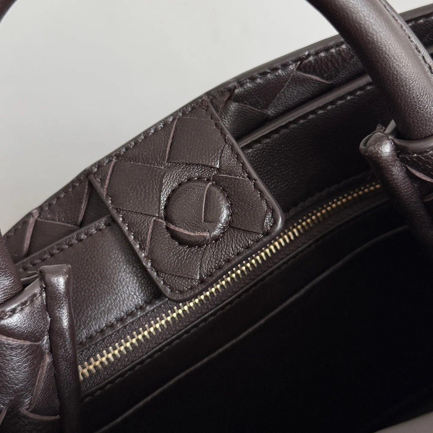 Bottega Veneta Intrecciato Woven Leather Andiamo Top Handle Bag product photo from LabelPicks