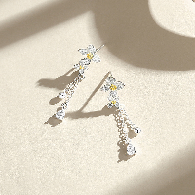 Original gardenia flower earrings for women, pure silver forest-style floral tassel earrings, featuring a unique design with an elegant and sophisticated charm