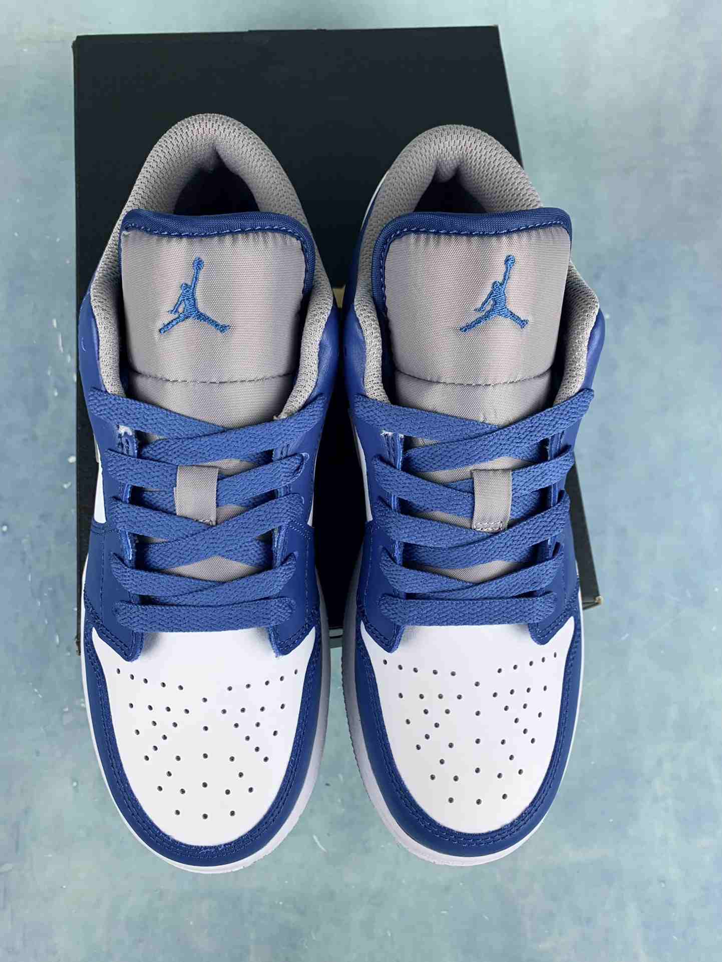 Air Jordan 1 Low 'French Blue' Shoes