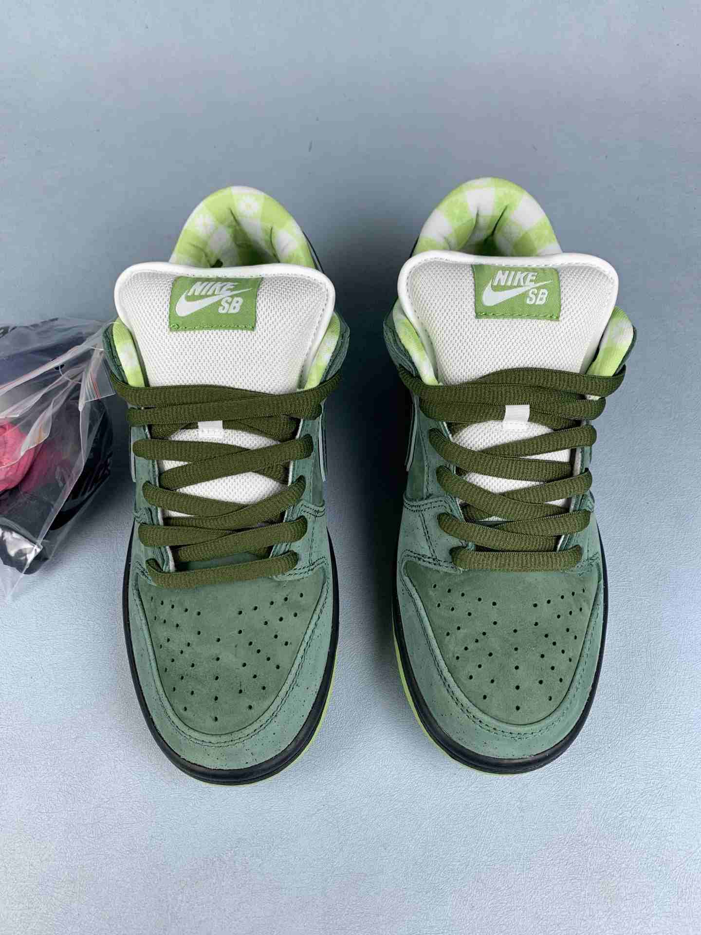 Concepts x Nike SB Dunk Low Pro OG QS “Green Lobster” - Green Stone/Legion Green/Fir