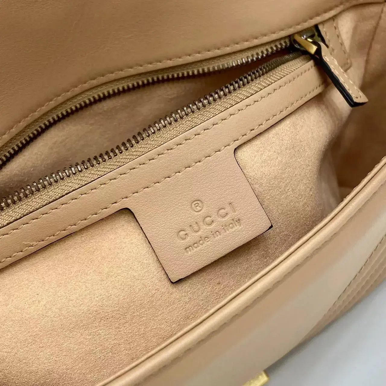Gucci Marmont Beige GG Supreme Canvas Shoulder Bag product photo from LabelPicks