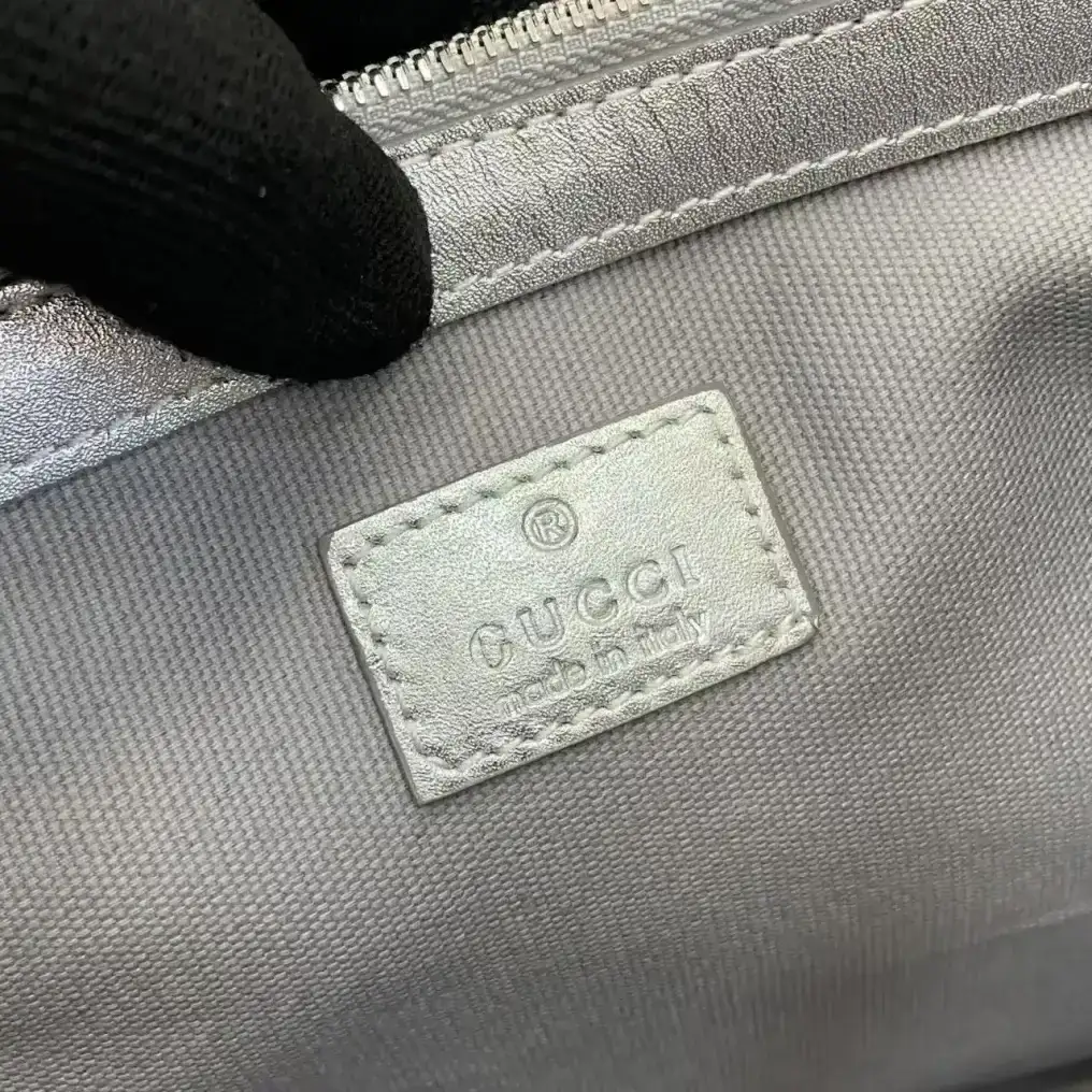 Gucci Roomy Tote Bag product photo from LabelPicks