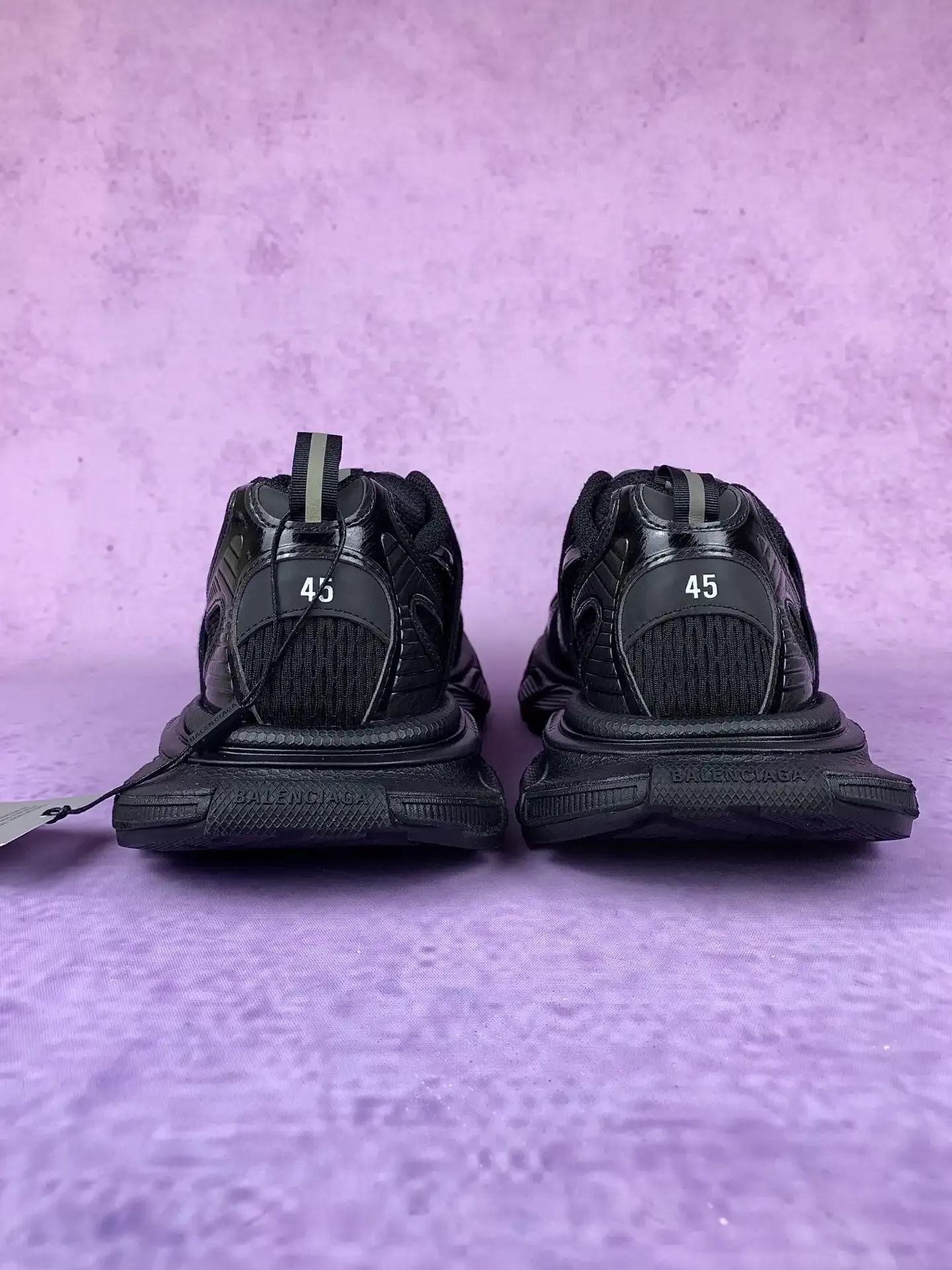 3XL Extreme Laces B Sneaker in Black product photo from LabelPicks