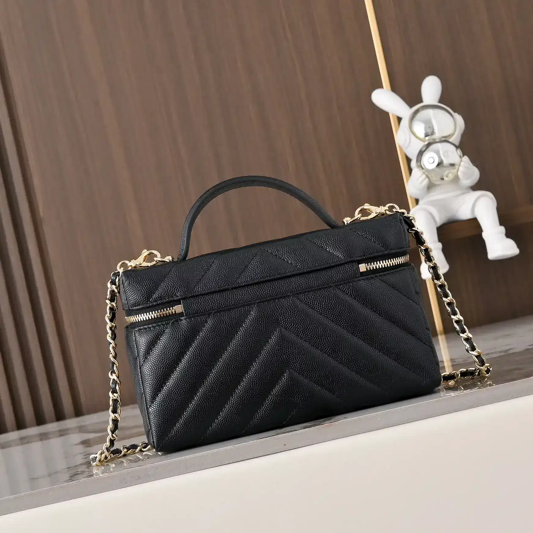 Chanel Versatile Top Handle Bag product photo from LabelPicks