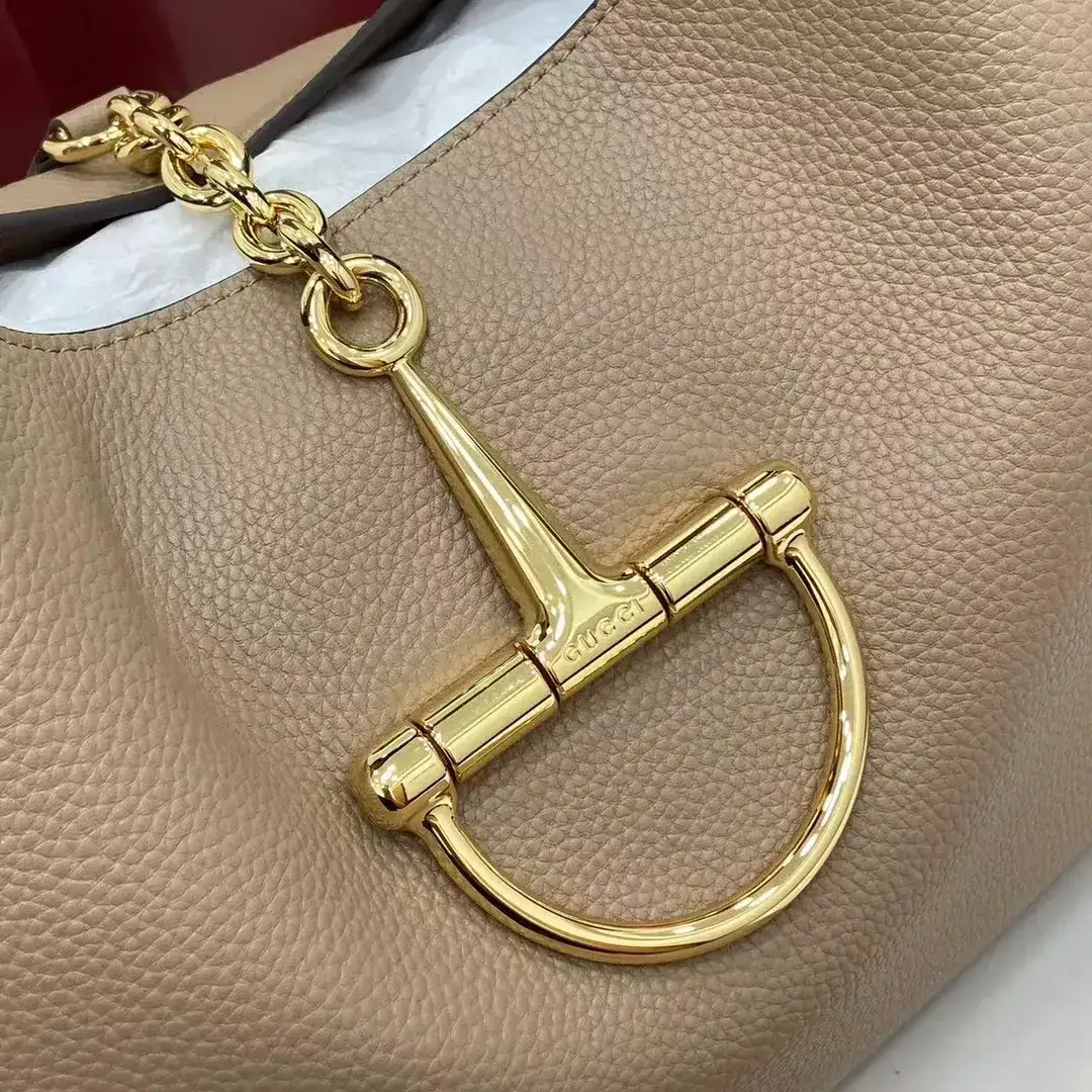 Gucci Grained Leather Shoulder Bag product photo from LabelPicks