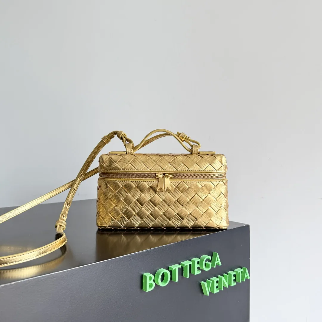 Bottega Veneta Intrecciato Woven Leather Crossbody Bag product photo from LabelPicks