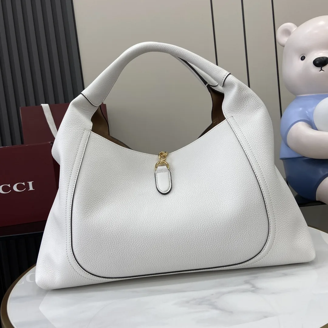 Gucci White Grained Leather Shoulder Bag product photo from LabelPicks