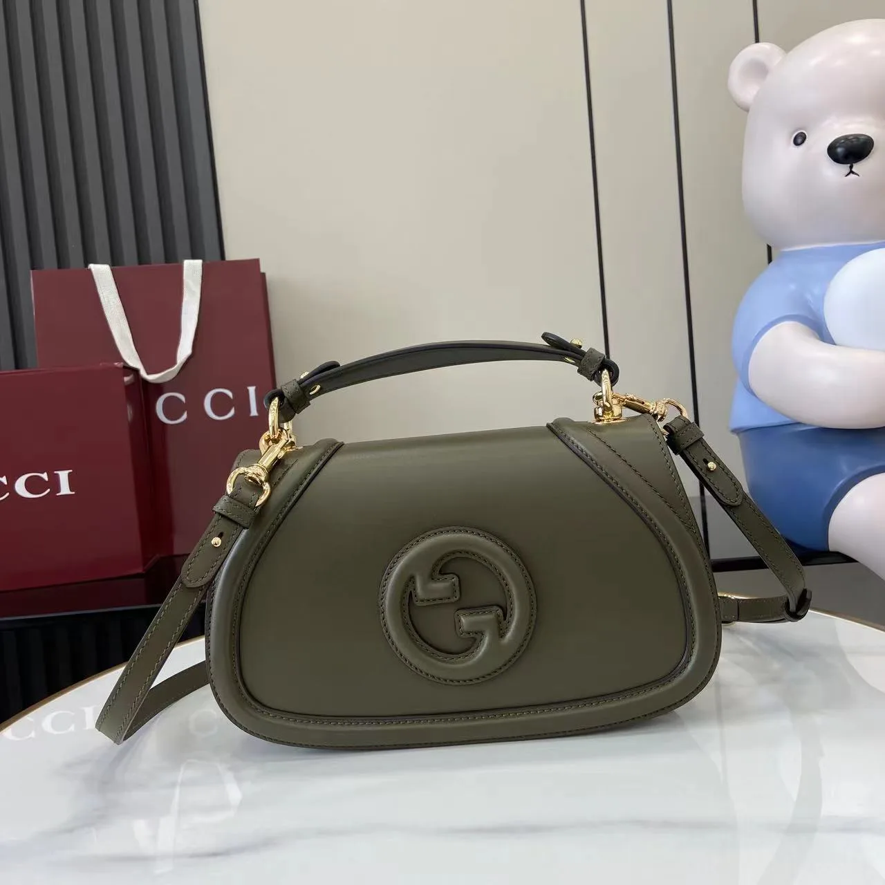 Gucci GG Supreme Canvas Shoulder Bag product photo from LabelPicks