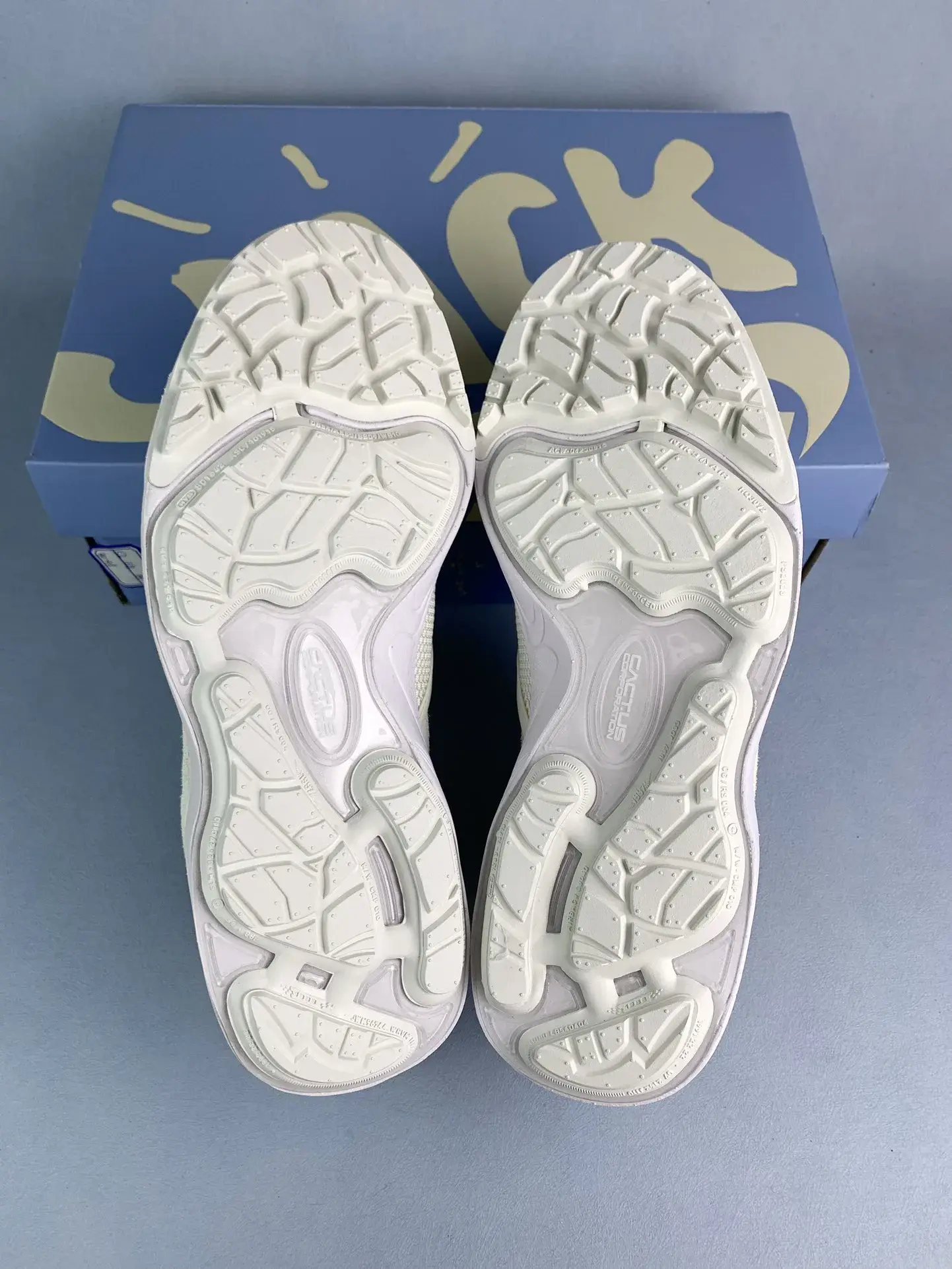 Travis Scott x Nike Zoom Field Jaxx Shoes product photo from LabelPicks