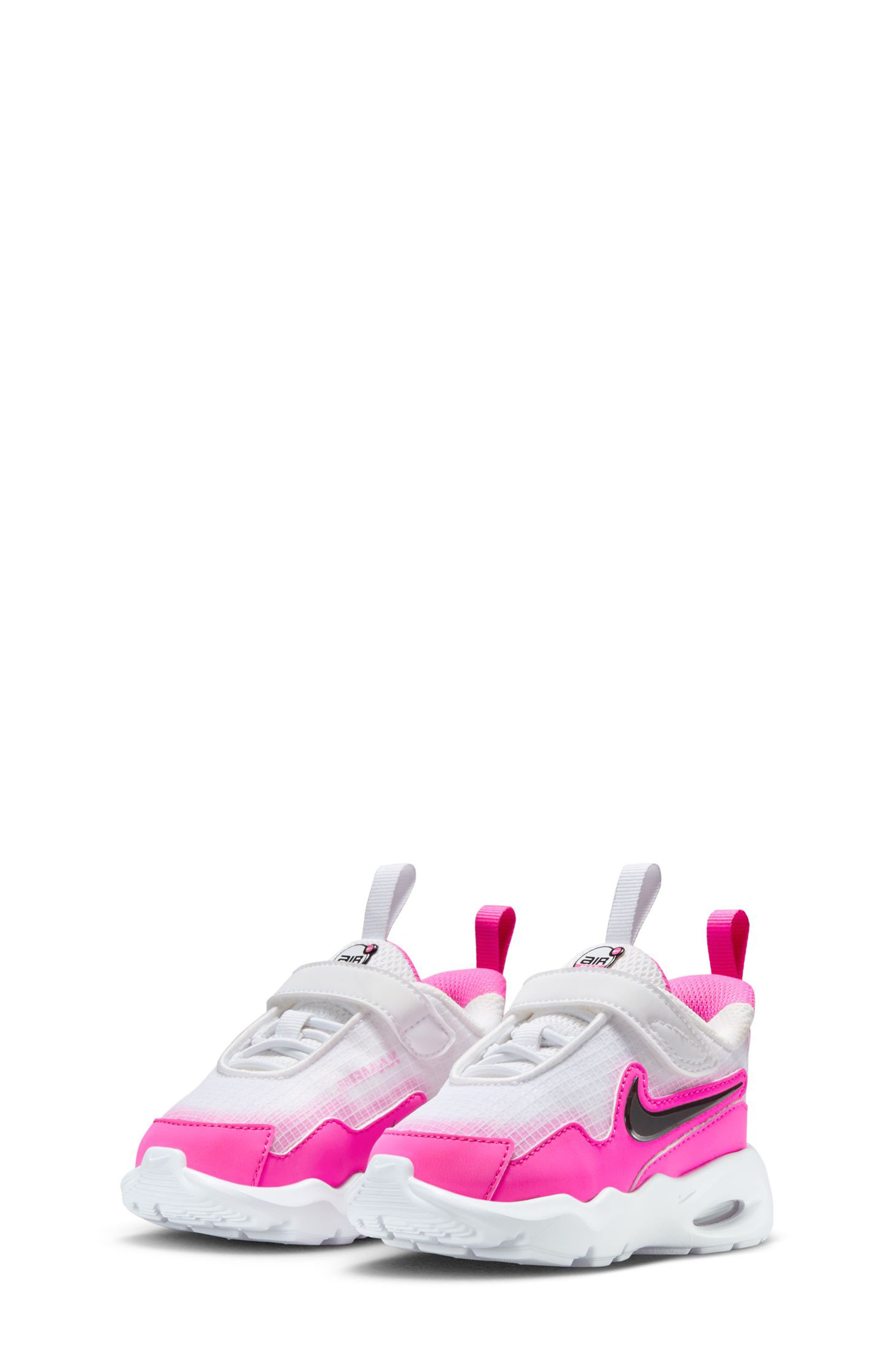 Nike Kids' Air Max Nova Sneaker