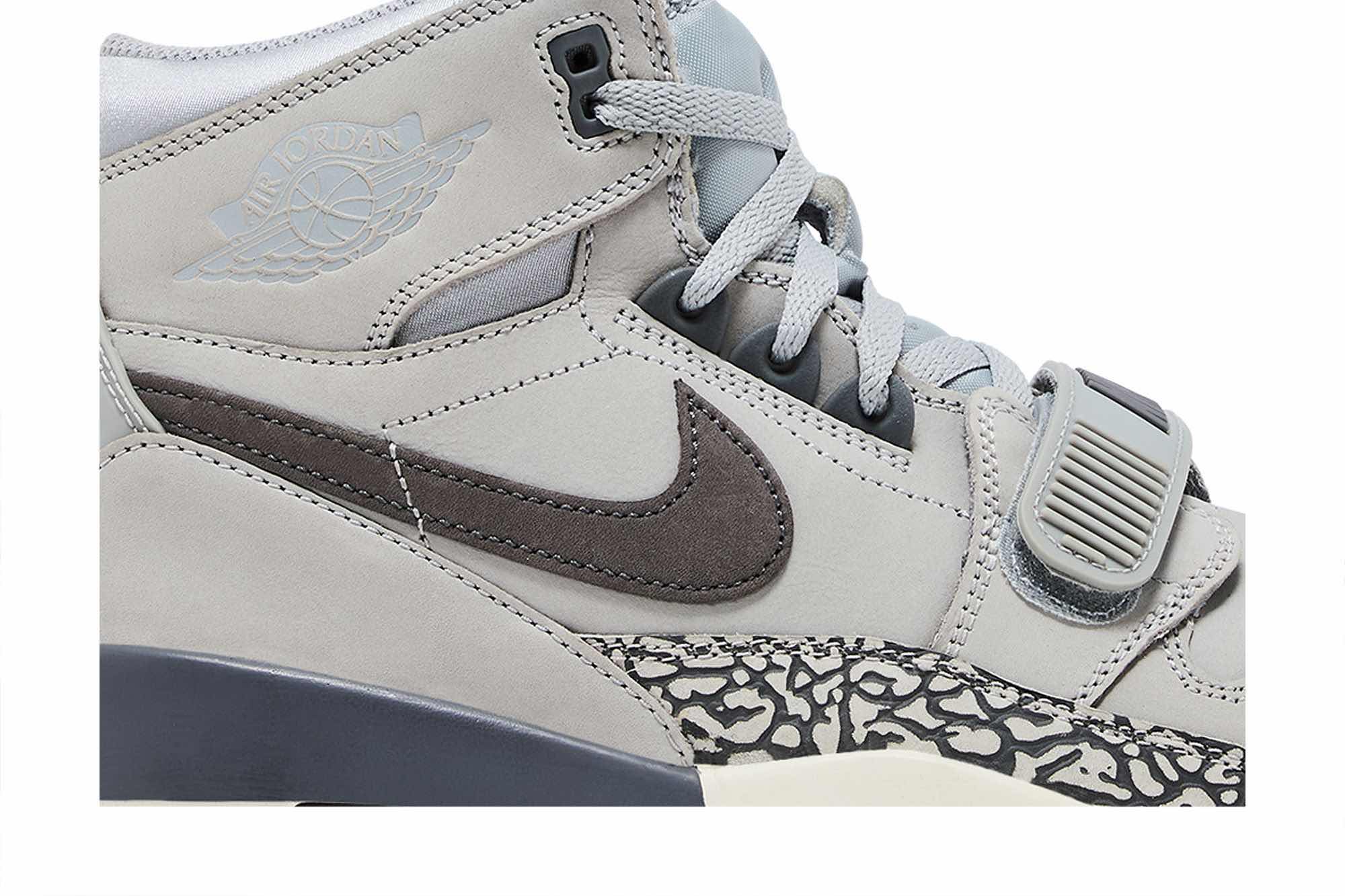 Air Jordan Legacy 312 ‘Wolf Grey’ AV3922-002