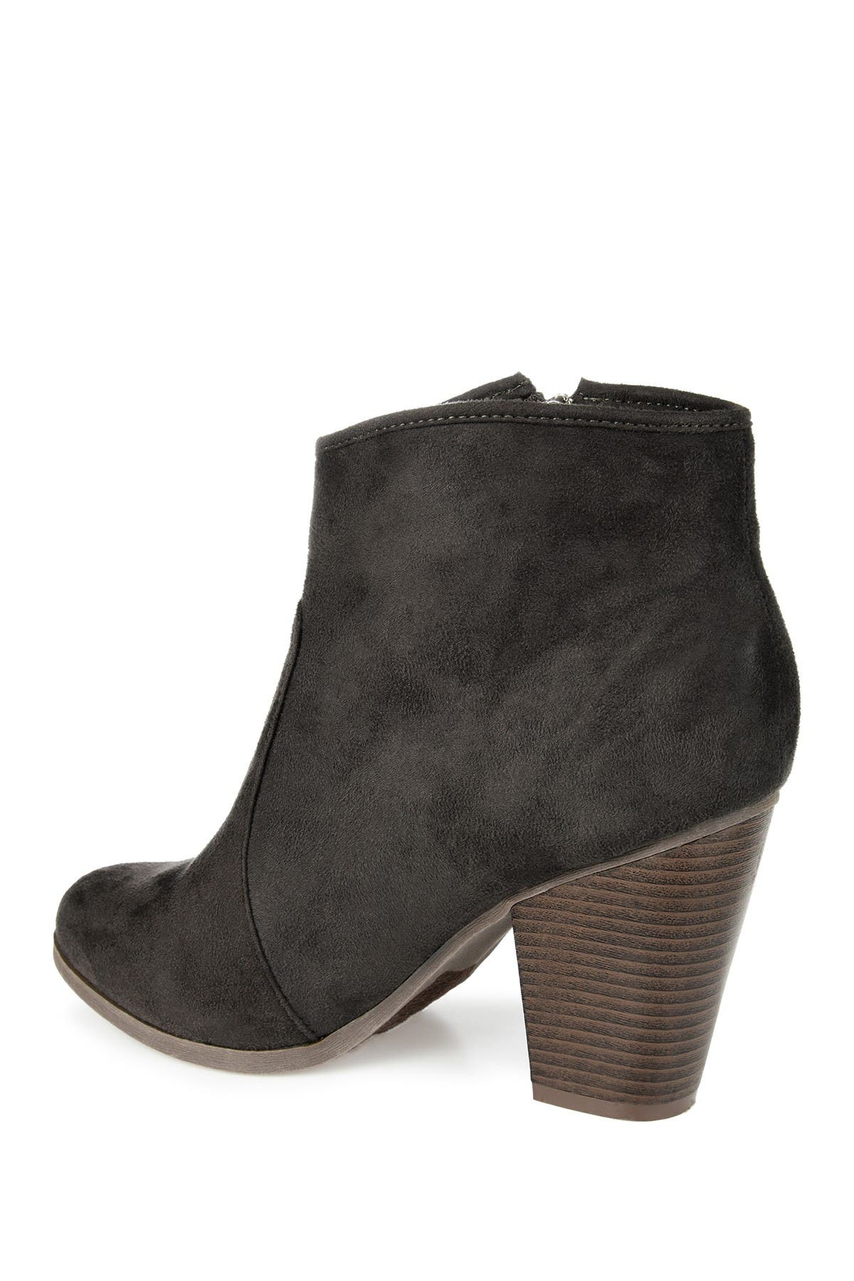 Journee Collection Link Round Toe Bootie