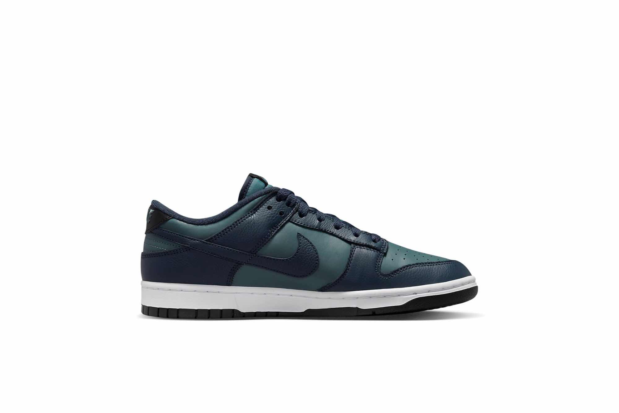 Nike Dunk Low Premium ‘Armory Navy’ DR9705-300