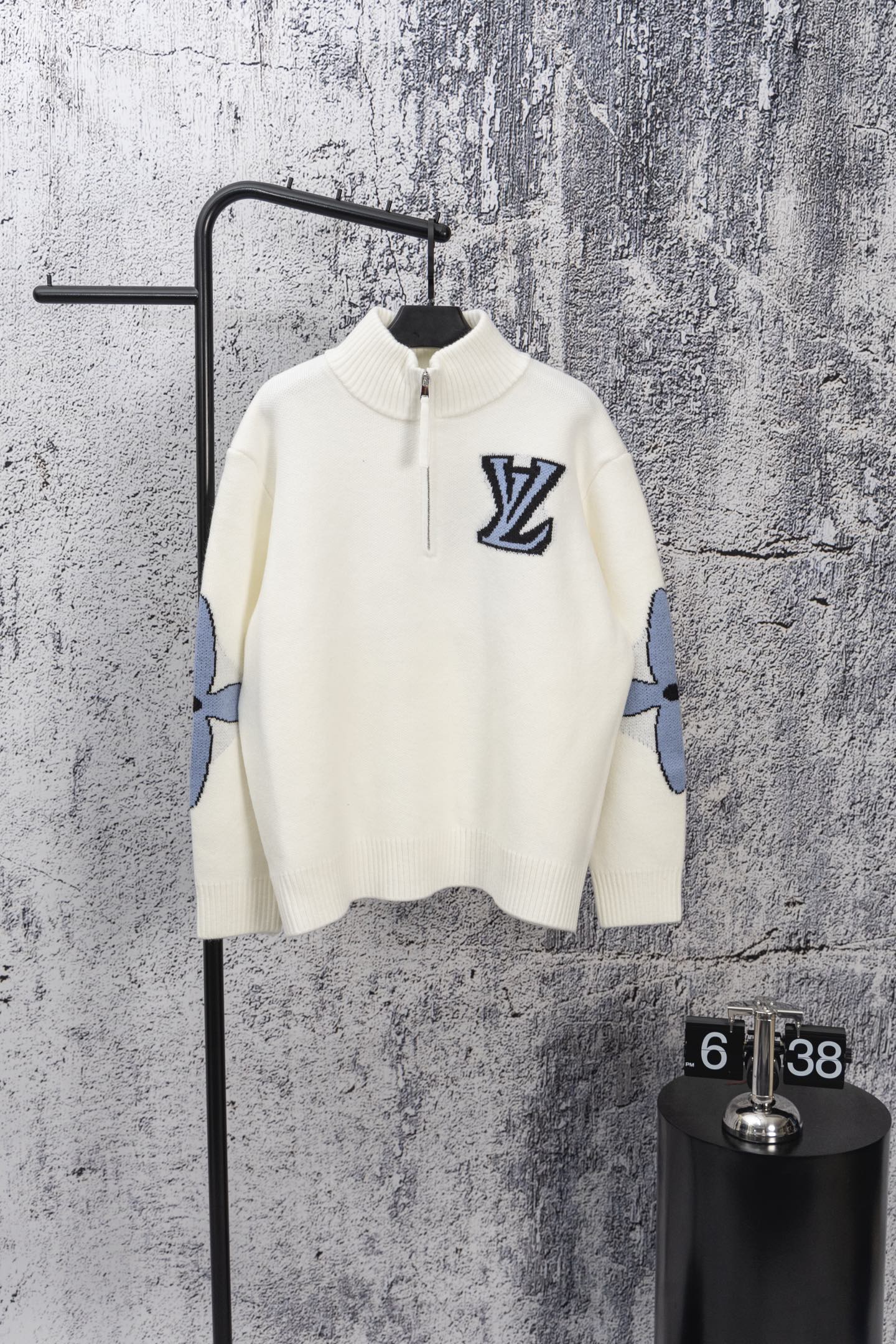 0916 Letter Knitted Sweater