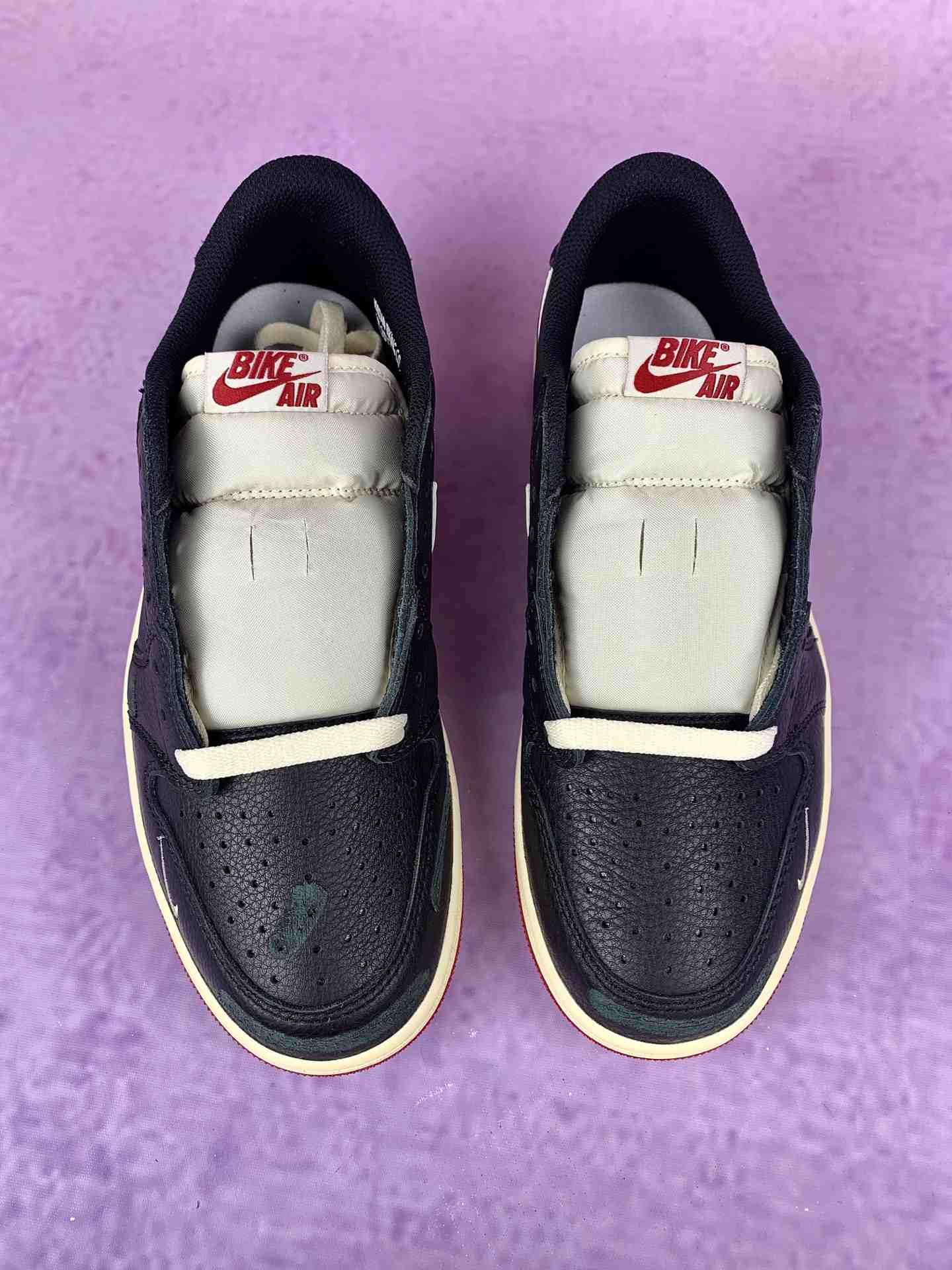 Air Jordan 1 Retro Low Shoes