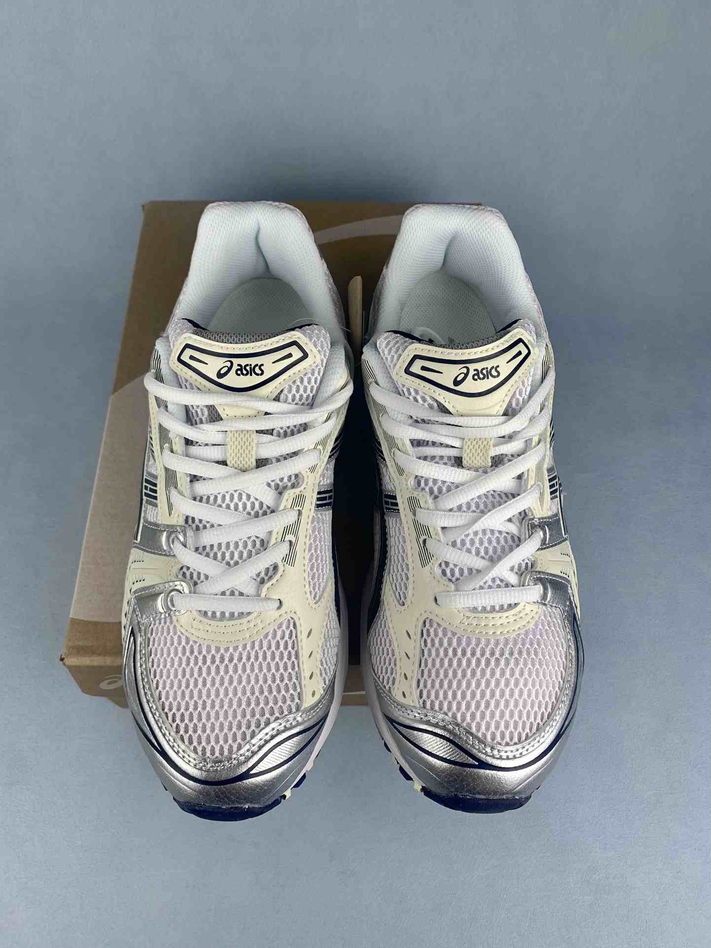 ASICS GEL-KAYANO 14 Sportstyle Shoes