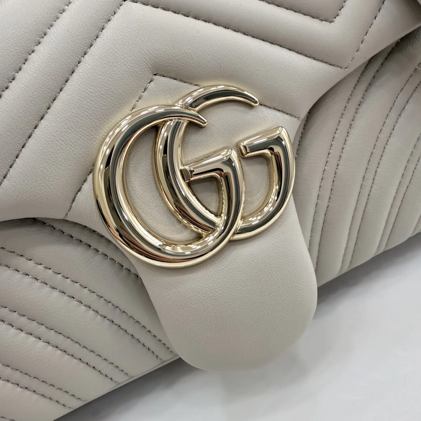 Gucci Marmont Grey GG Supreme Canvas Shoulder Bag product photo from LabelPicks
