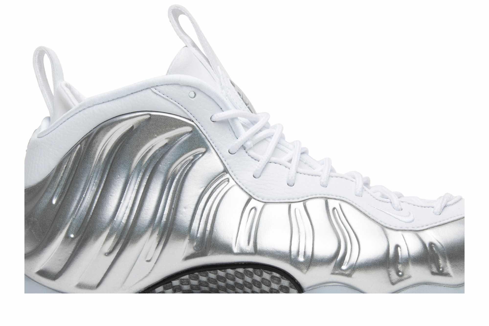 Nike Air Foamposite One ‘Chrome’ AA3963-100