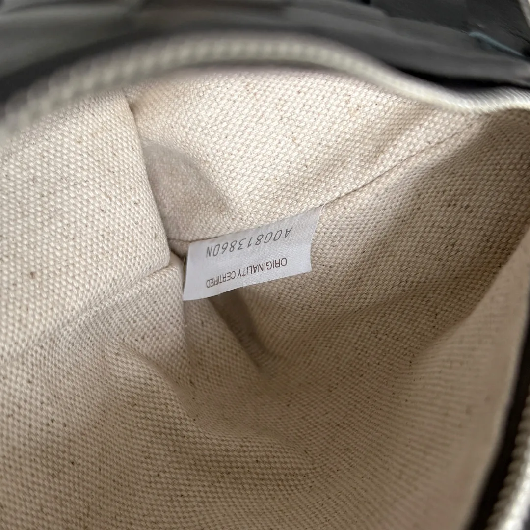 Bottega Veneta Day-To-Night Crossbody Bag product photo from LabelPicks