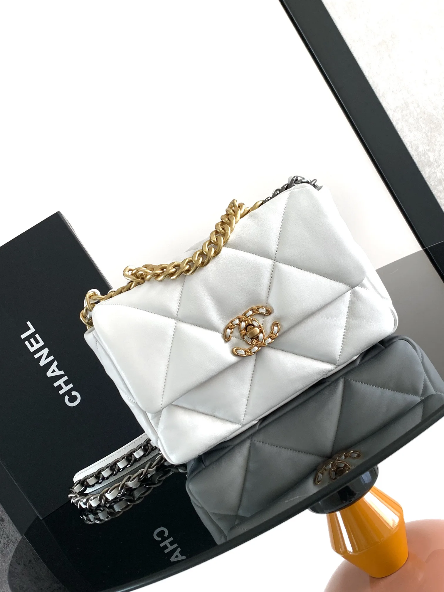 Chanel Lambskin Shoulder Bag product photo from LabelPicks