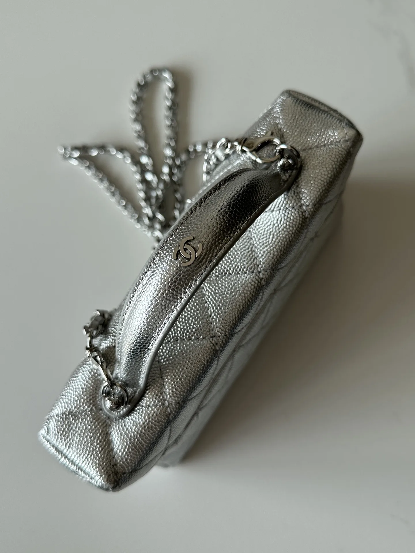 Chanel Versatile Shoulder Bag product photo from LabelPicks