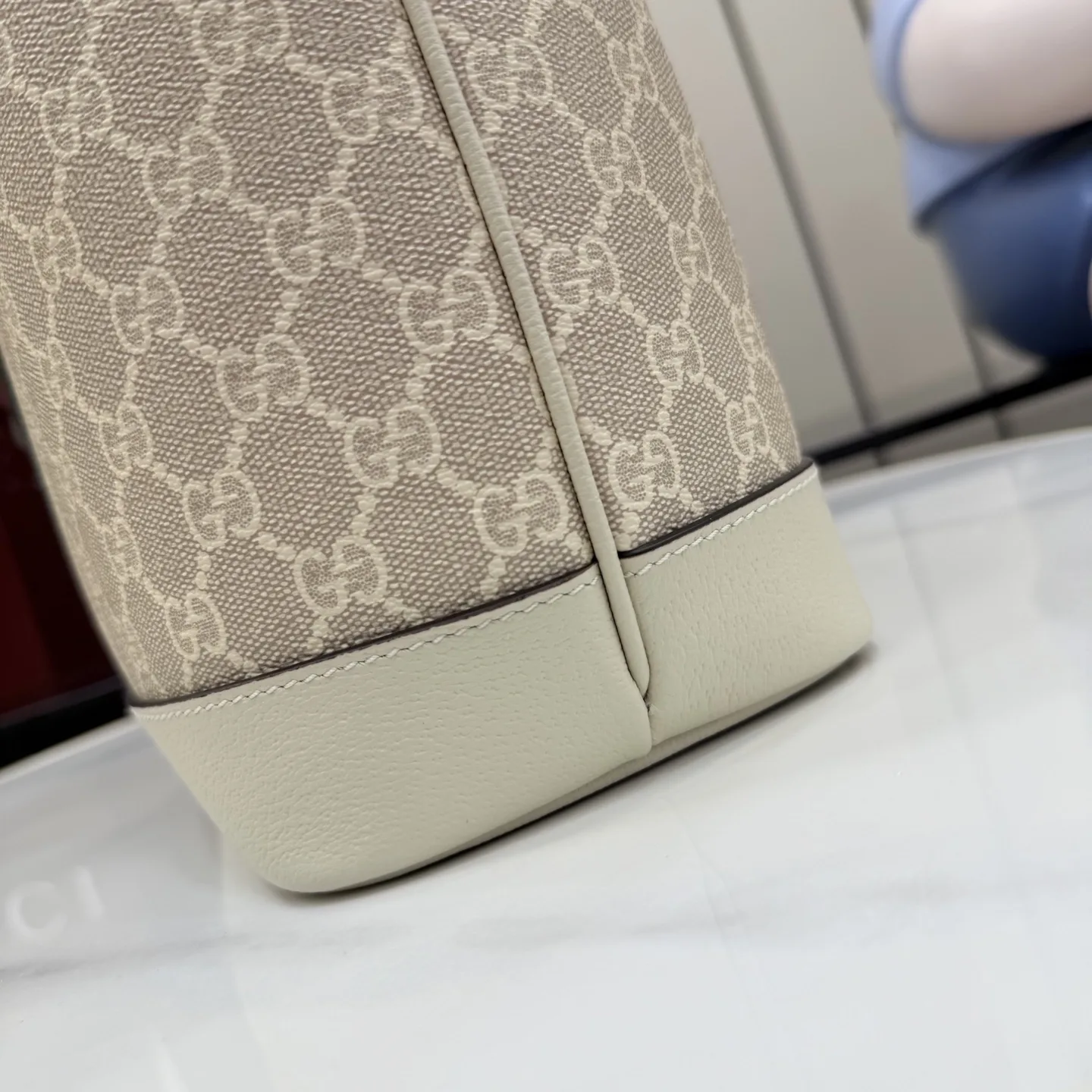 Gucci White Ophidia GG Supreme Canvas Tote Bag product photo from LabelPicks