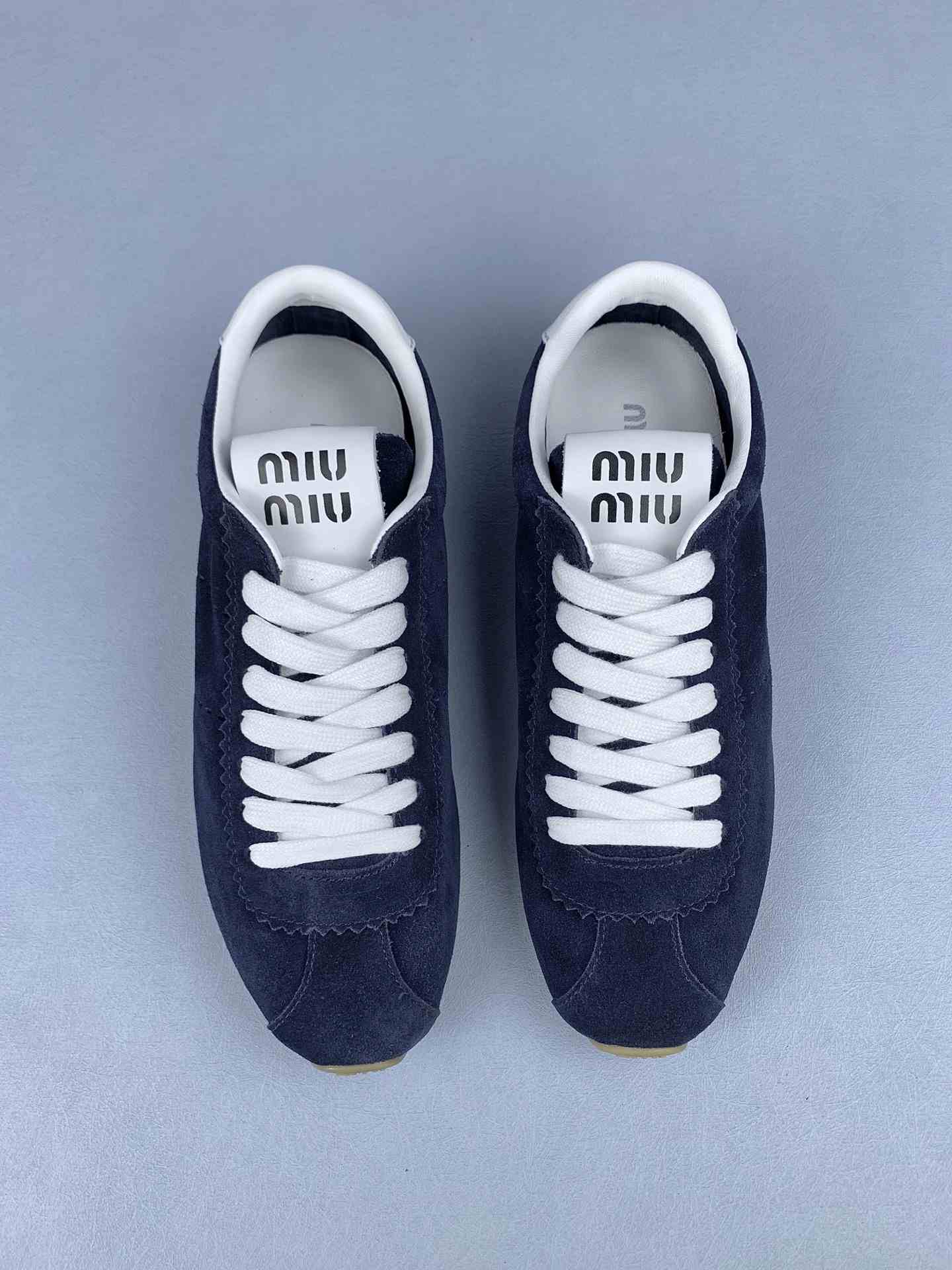 Plume suede sneakers