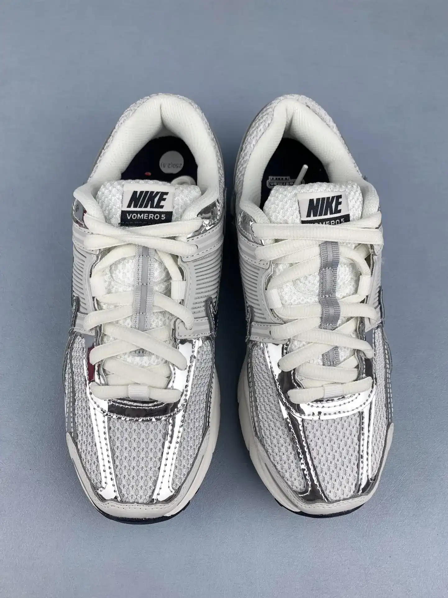 Nike Zoom Vomero 5 Shoes product photo from LabelPicks