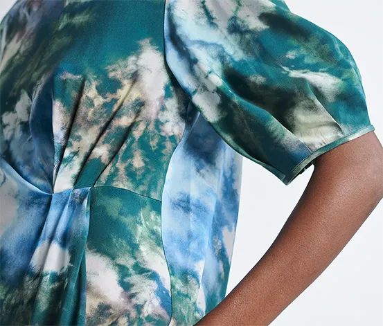 Bluse mit Falten