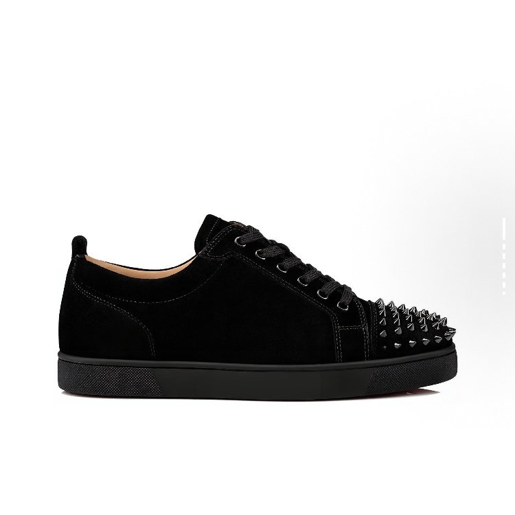 CHRISTIAN LOUBOUTIN LOUIS JUNIOR SPIKES