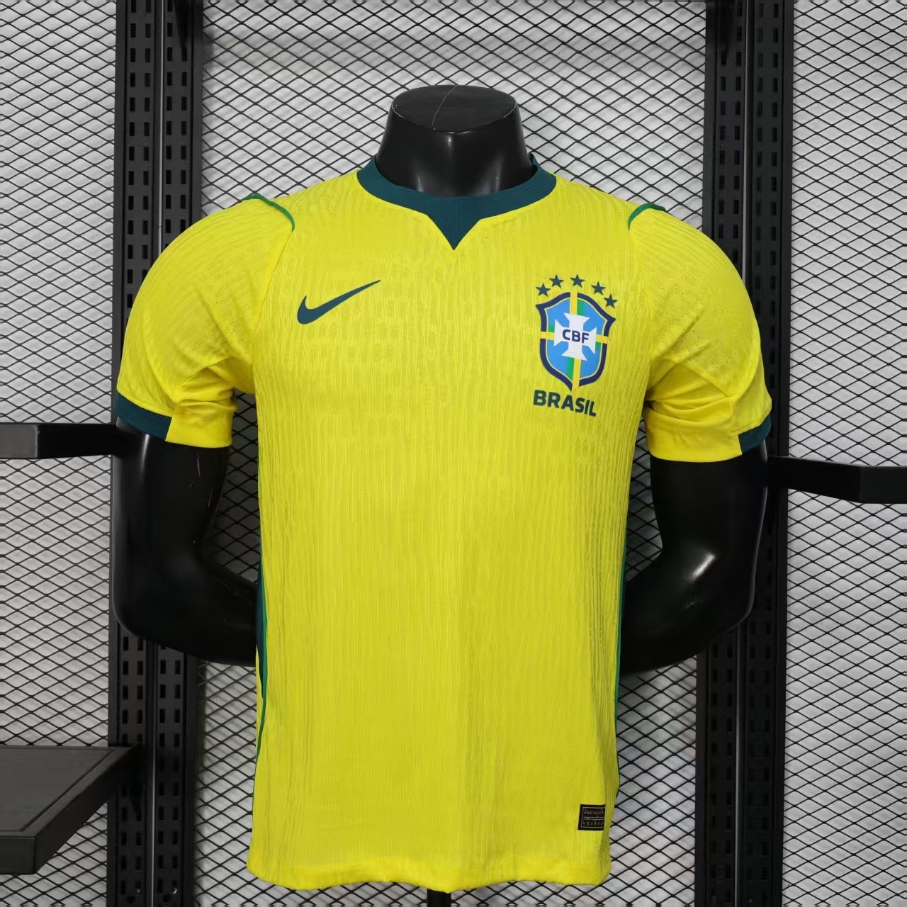 2026 World Cup jersey, Brazil, home team, player version