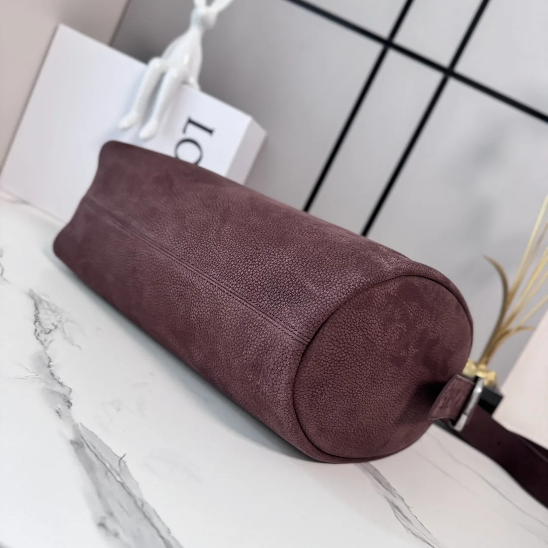 Loewe Relaxed Bucket Bag product photo from LabelPicks