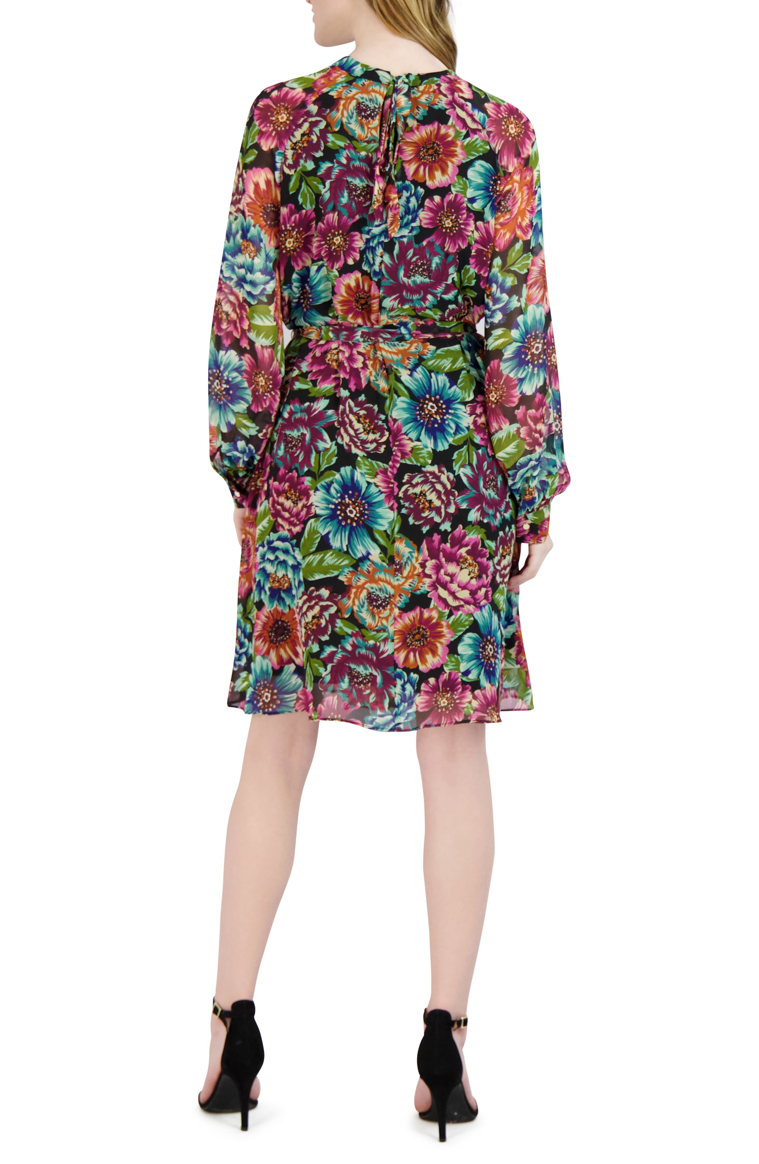 Julia Jordan Tie Waist Long Sleeve Chiffon Dress