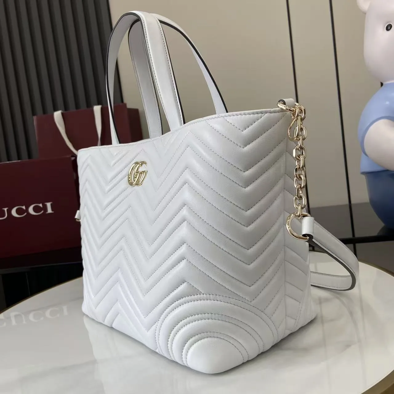 Gucci White Marmont GG Supreme Canvas Tote Bag product photo from LabelPicks