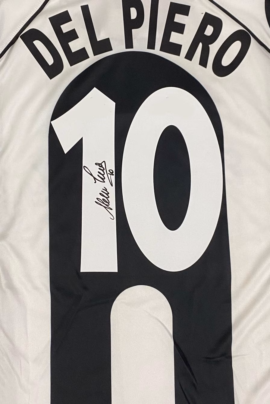 Alessandro Del Piero SIGNED Juventus 97/98 Home Jersey/Shirt - COA - 1998 Retro