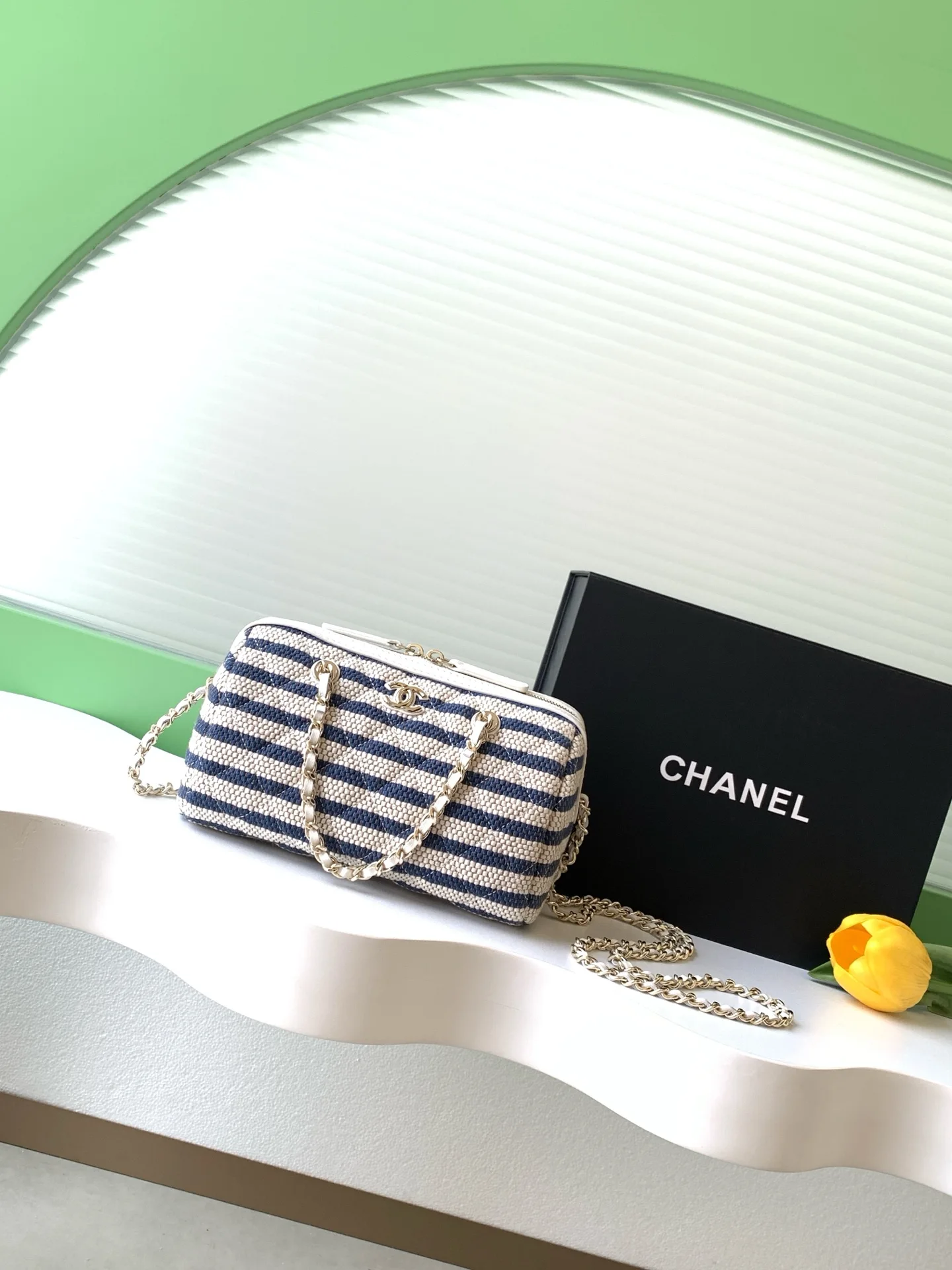 Chanel Straw Woven Top Handle Bag product photo from LabelPicks