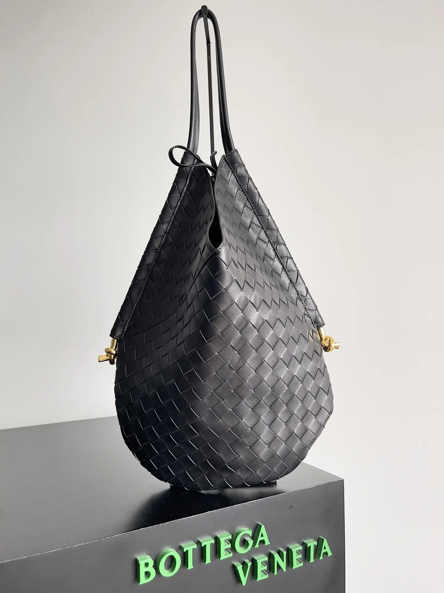 Bottega Veneta Polished Shoulder Bag product photo from LabelPicks