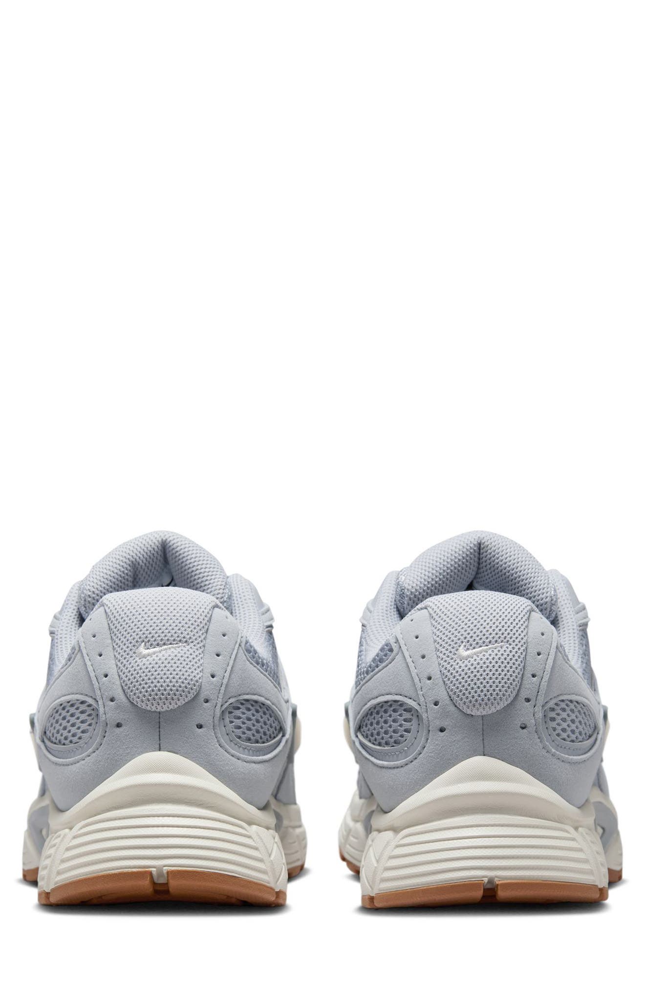 Nike V5 Runner Sneaker