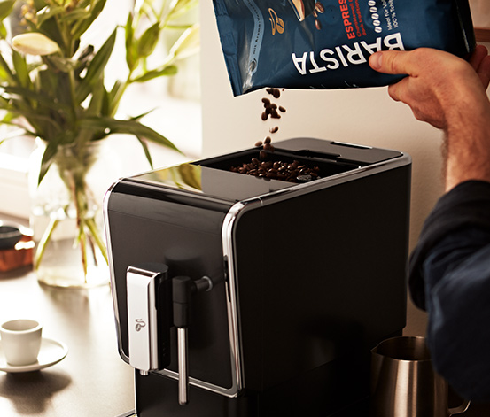 »Esperto Latte« Tchibo Kaffeevollautomat