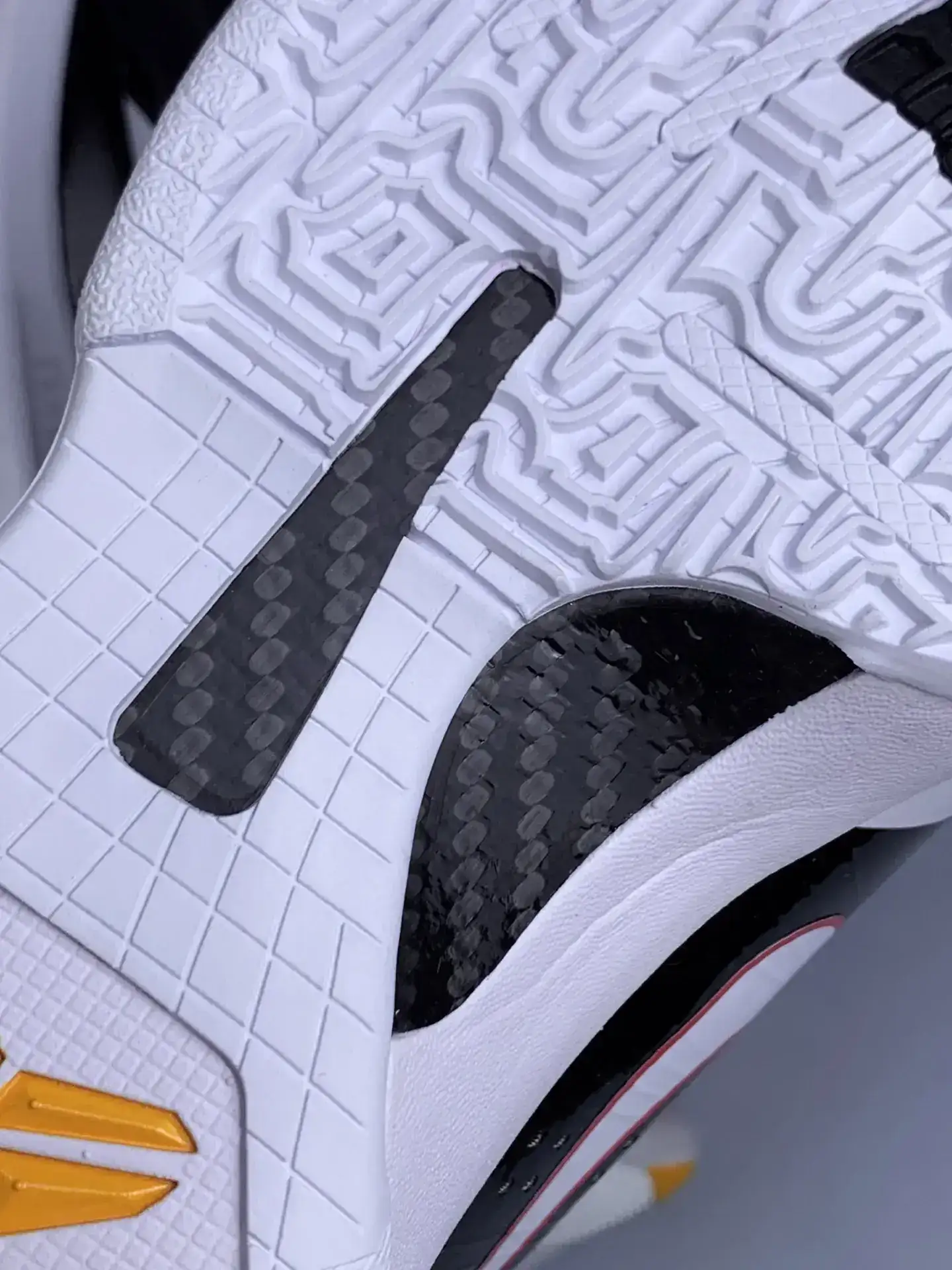 Kobe 5 Protro “Alternate Bruce Lee” Basketball Shoes product photo from LabelPicks