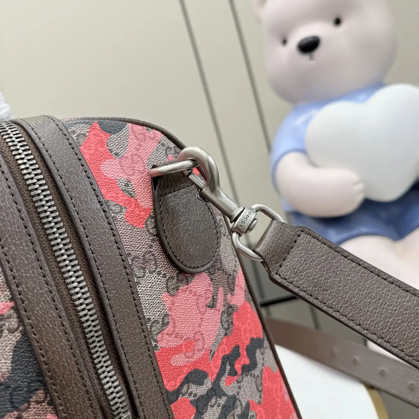 Gucci Pink GG Supreme Canvas Tote Bag product photo from LabelPicks
