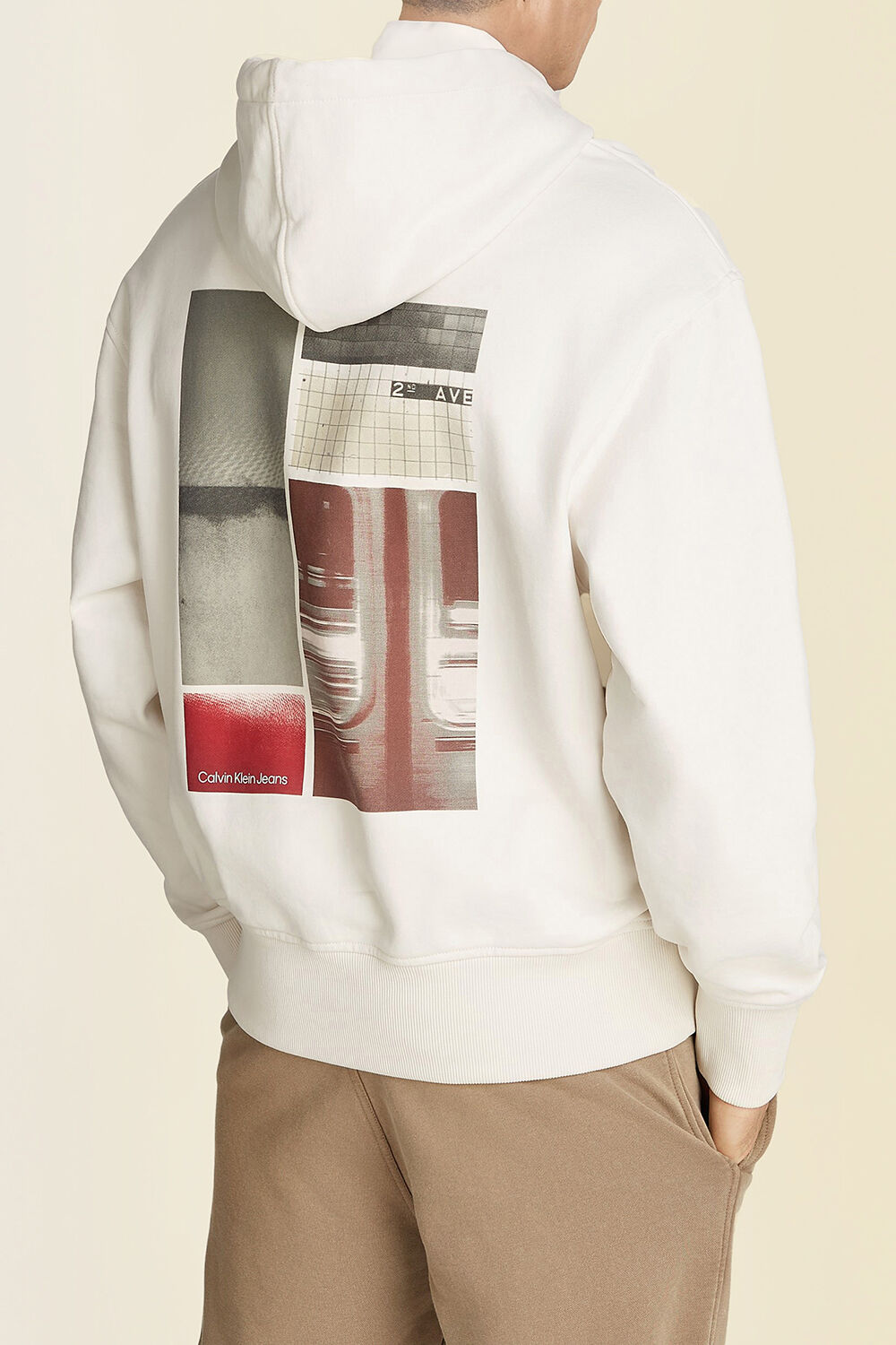 CALVIN KLEIN סווטשירט קפוצ'ון עם הדפס בגב
