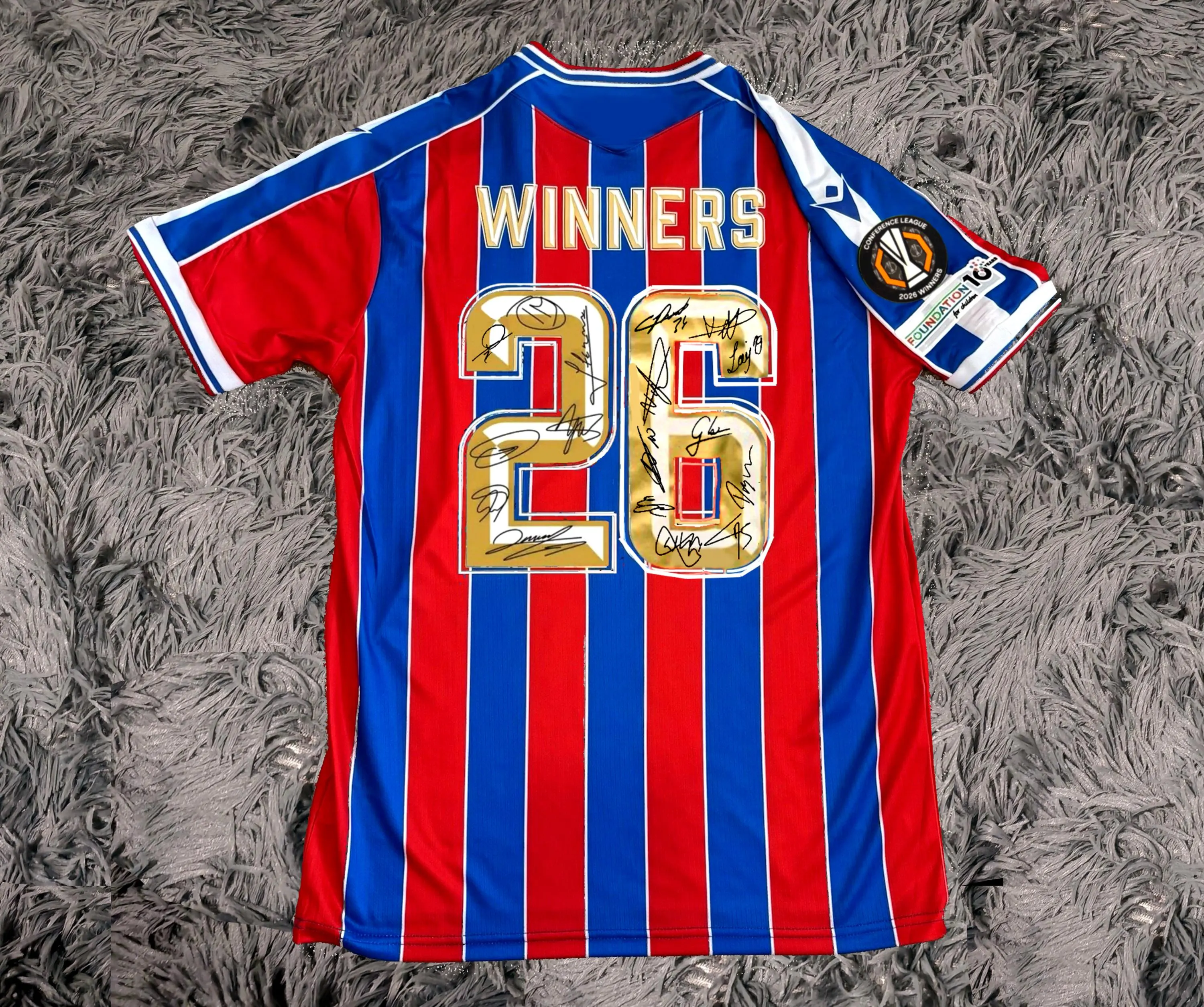 Crystal Palace Team SIGNED 25/26 Conference League Winners Shirt Jersey - COA - 2025