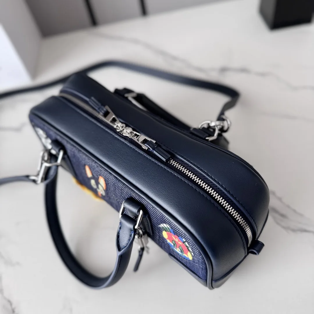 Loewe Amazona Top Handle Bag product photo from LabelPicks