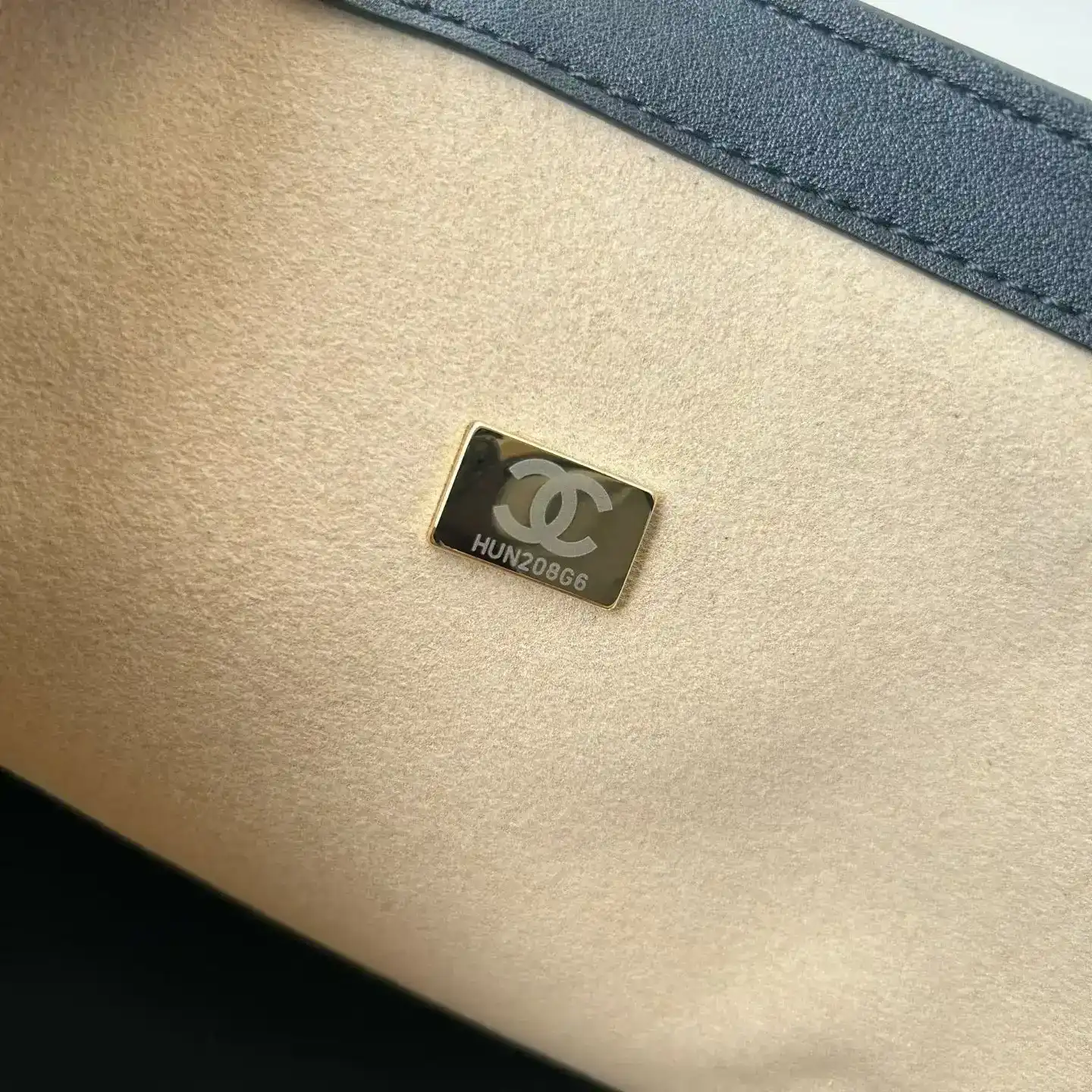 Chanel Black Calfskin Tote Bag product photo from LabelPicks