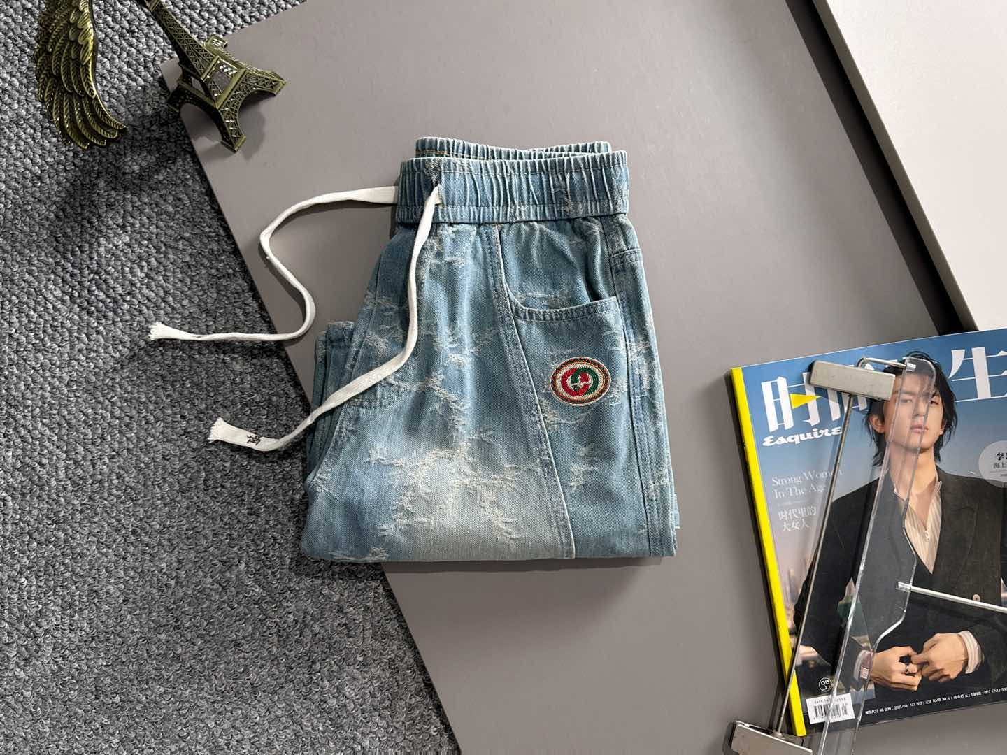 0427 Cross patch embroidered vintage denim shorts