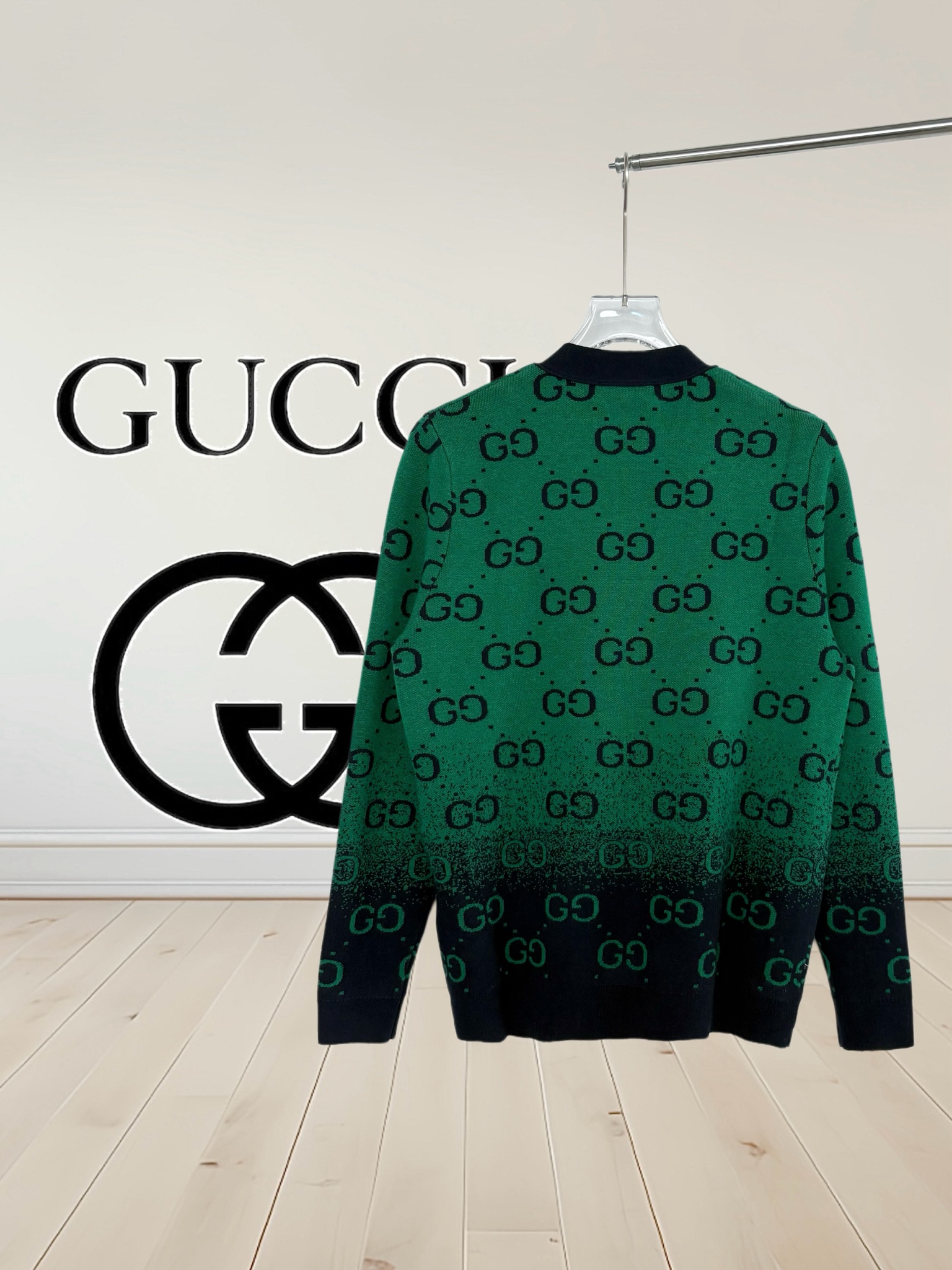 1021 VIntage Print Sweatshirt