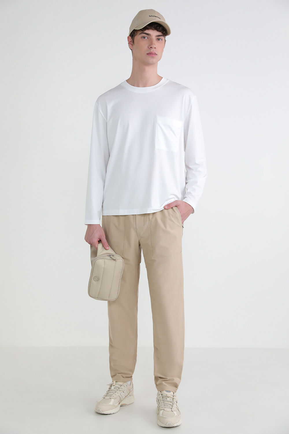 LULULEMON Utilitech Pull On Classic Fit Pant