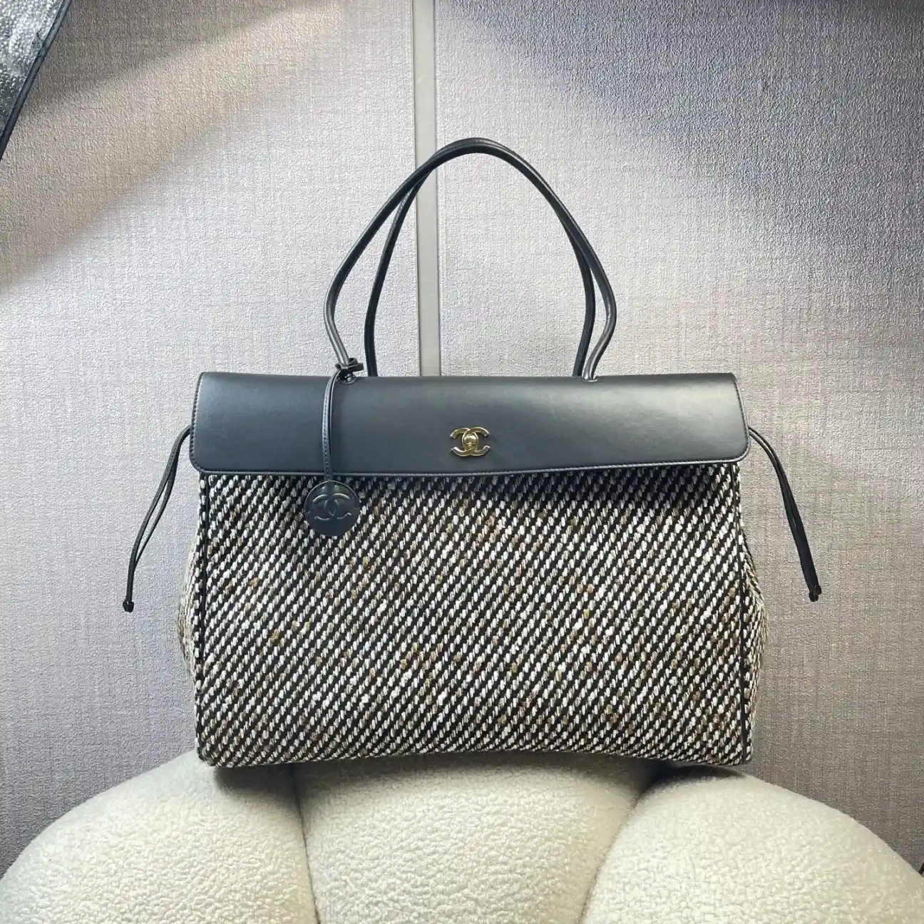 Chanel Grained Leather Tote Bag product photo from LabelPicks